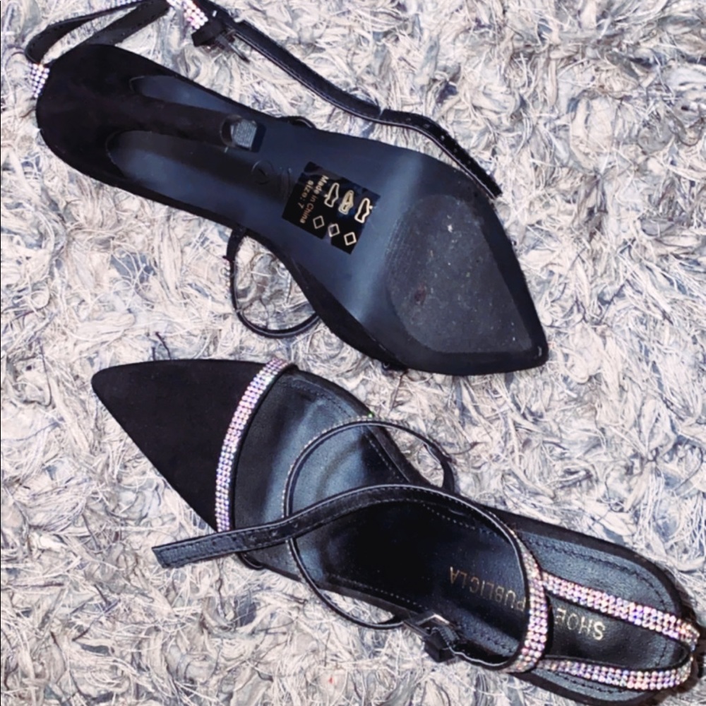 NEW Miss Lola heels